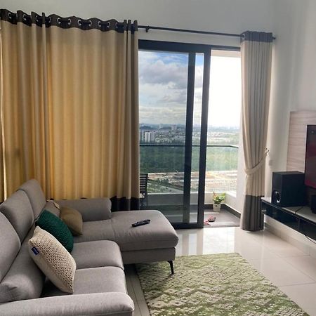 Eco Nest 3 Bedroom Duplex Apartment Nusajaya  Eksteriør bilde