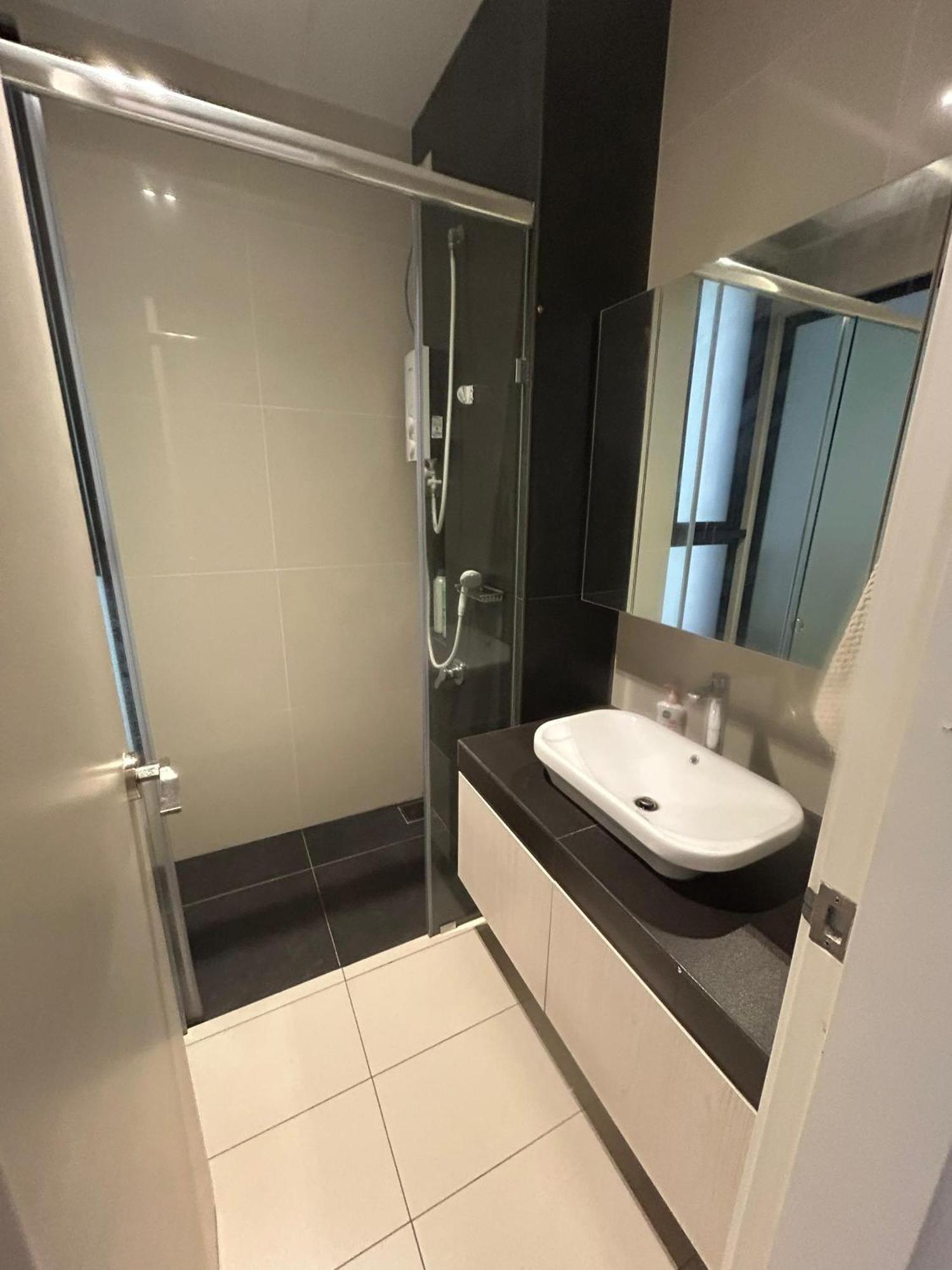 Eco Nest 3 Bedroom Duplex Apartment Nusajaya  Eksteriør bilde